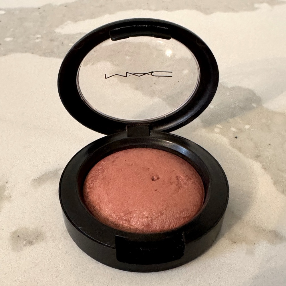 MAC Superduper-Natural Mineralize Blush